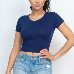 BASIC NAVY SHORT SLEEVE CROP TOP SHIRT